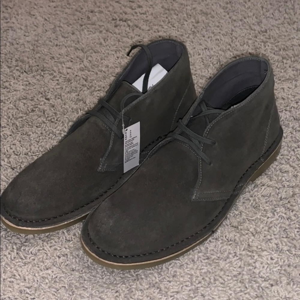 Men’s Grey Suede Boots